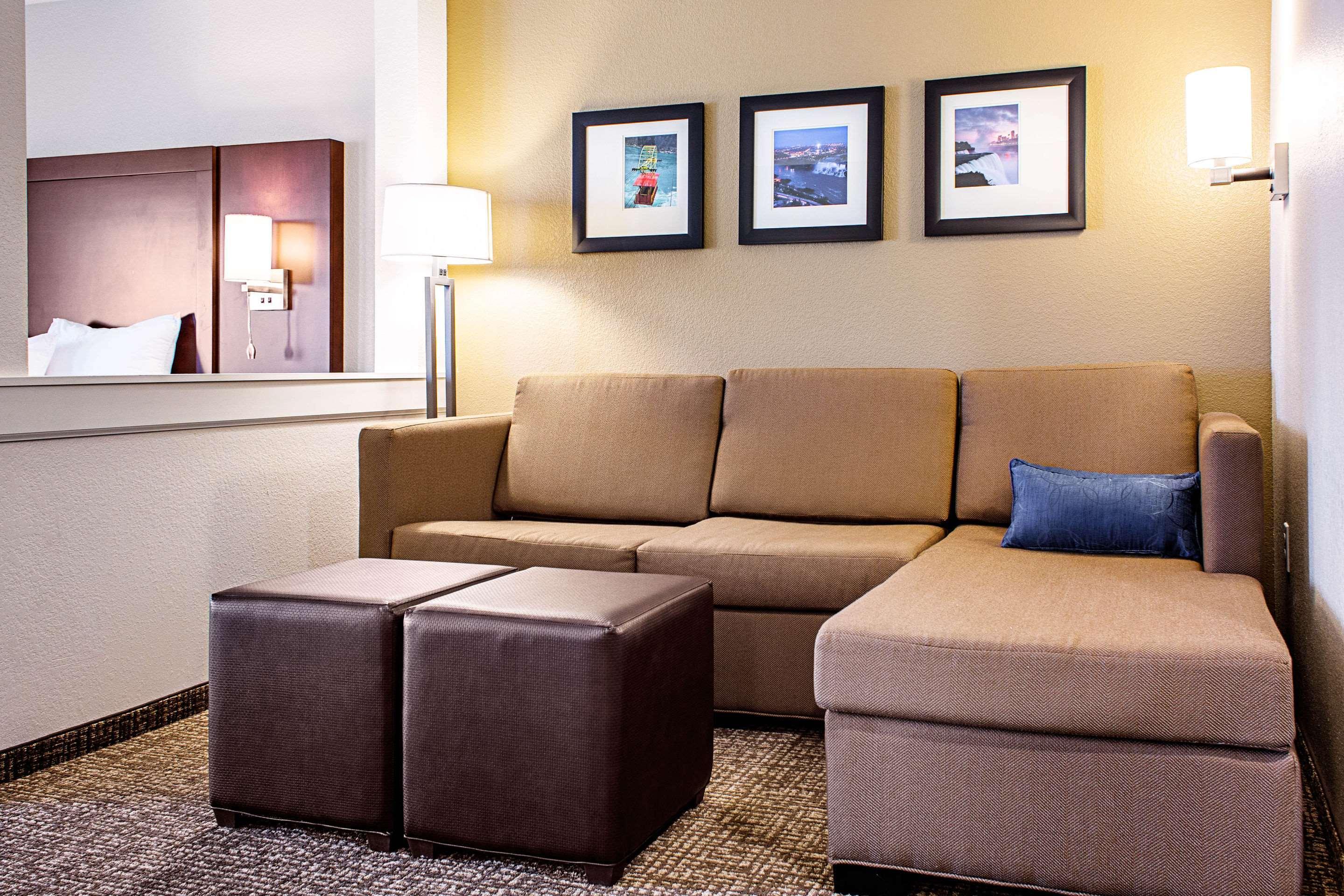 Comfort Inn & Suites Niagara Falls Blvd Usa מראה חיצוני תמונה